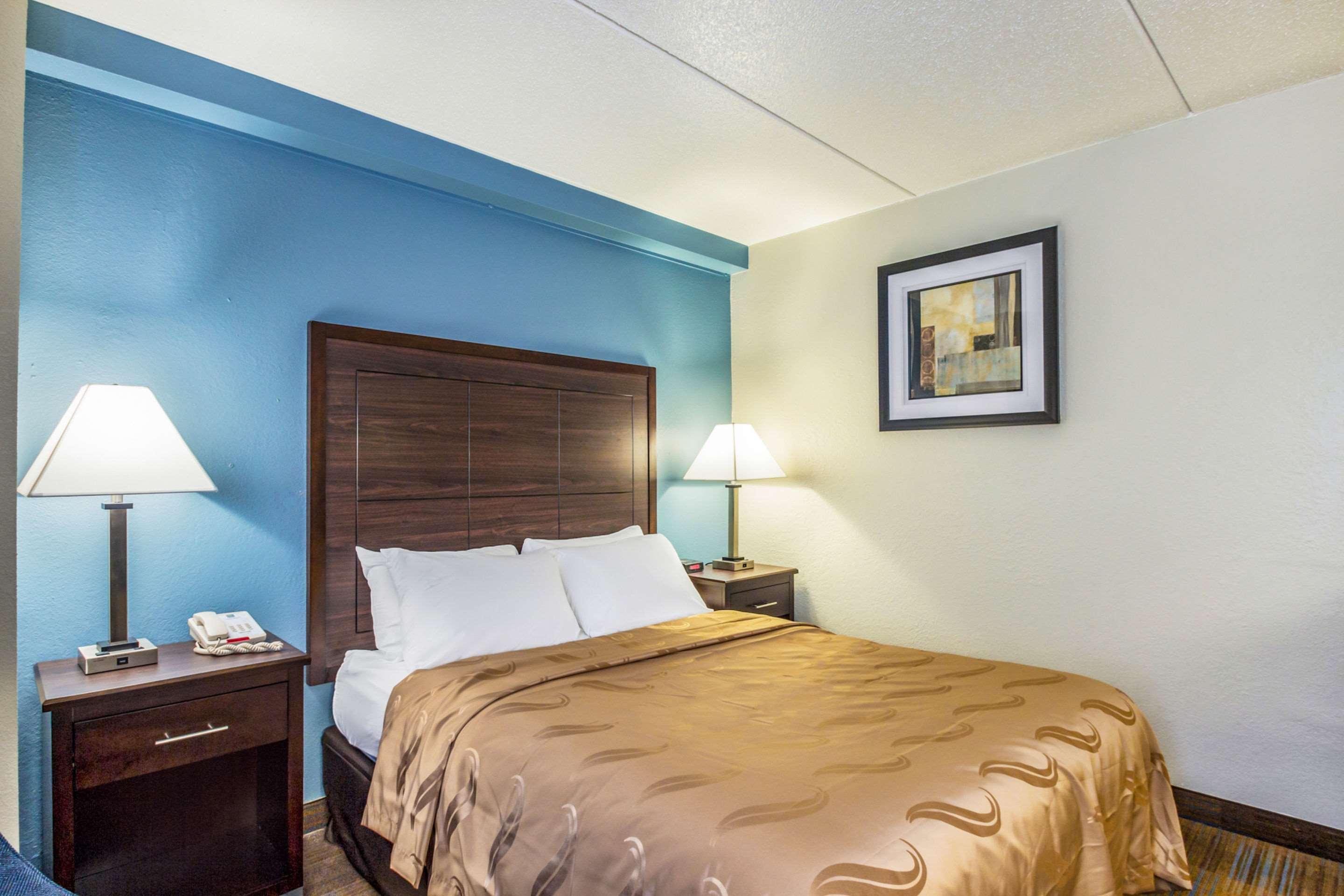 Americinn By Wyndham Madison Wi Экстерьер фото