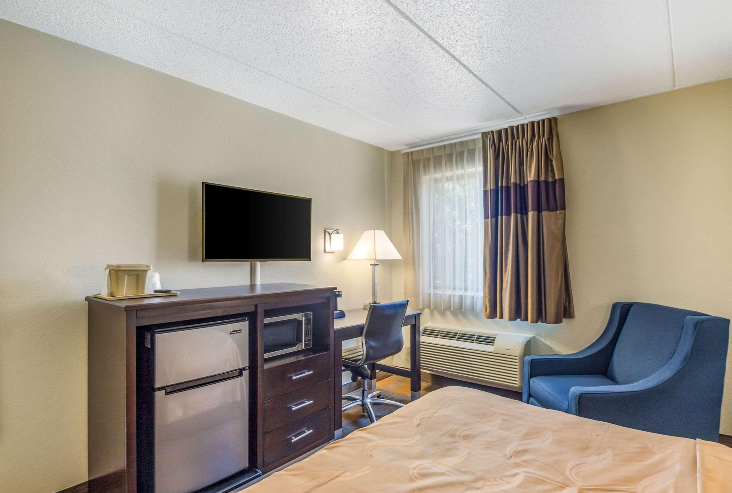 Americinn By Wyndham Madison Wi Экстерьер фото