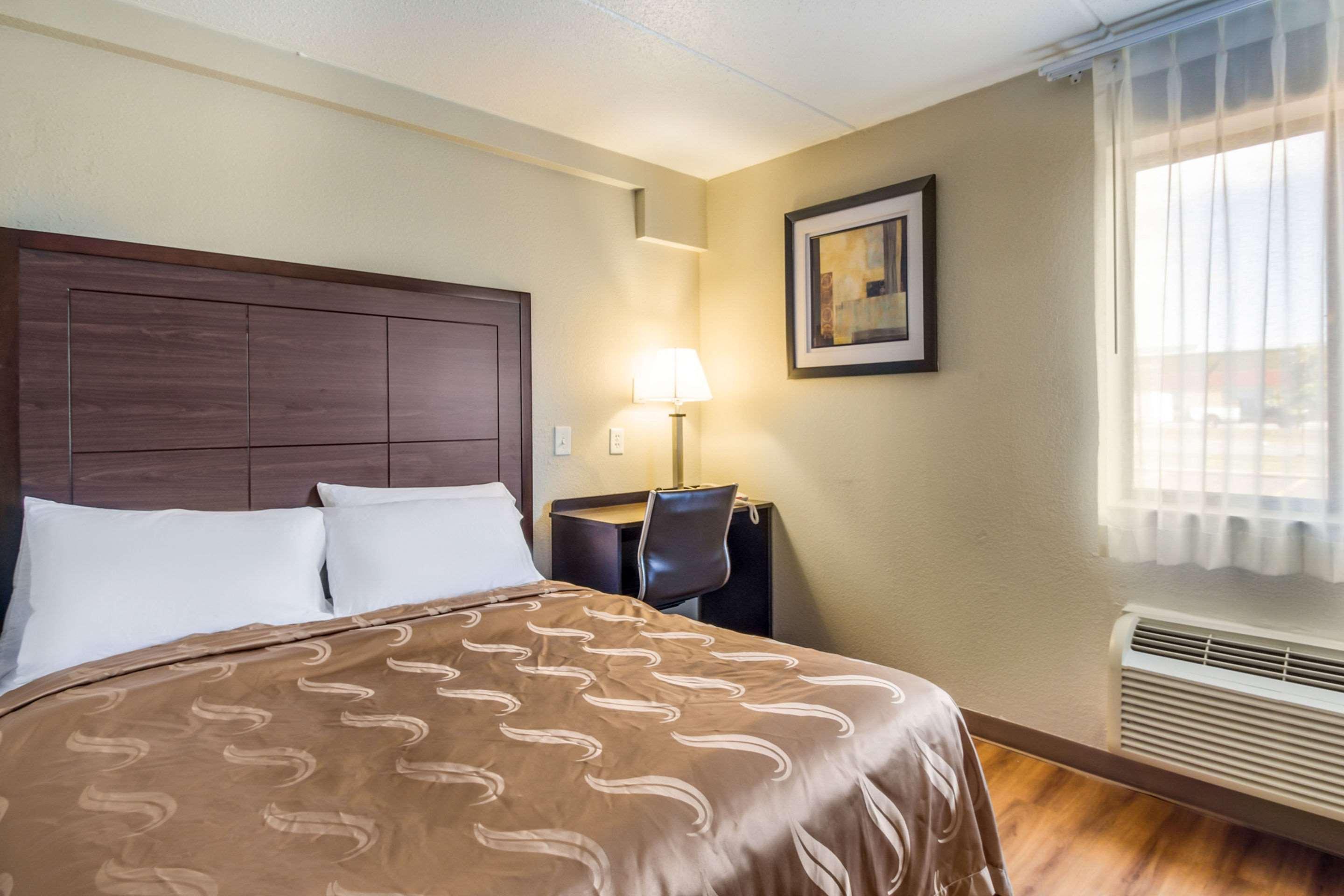 Americinn By Wyndham Madison Wi Экстерьер фото