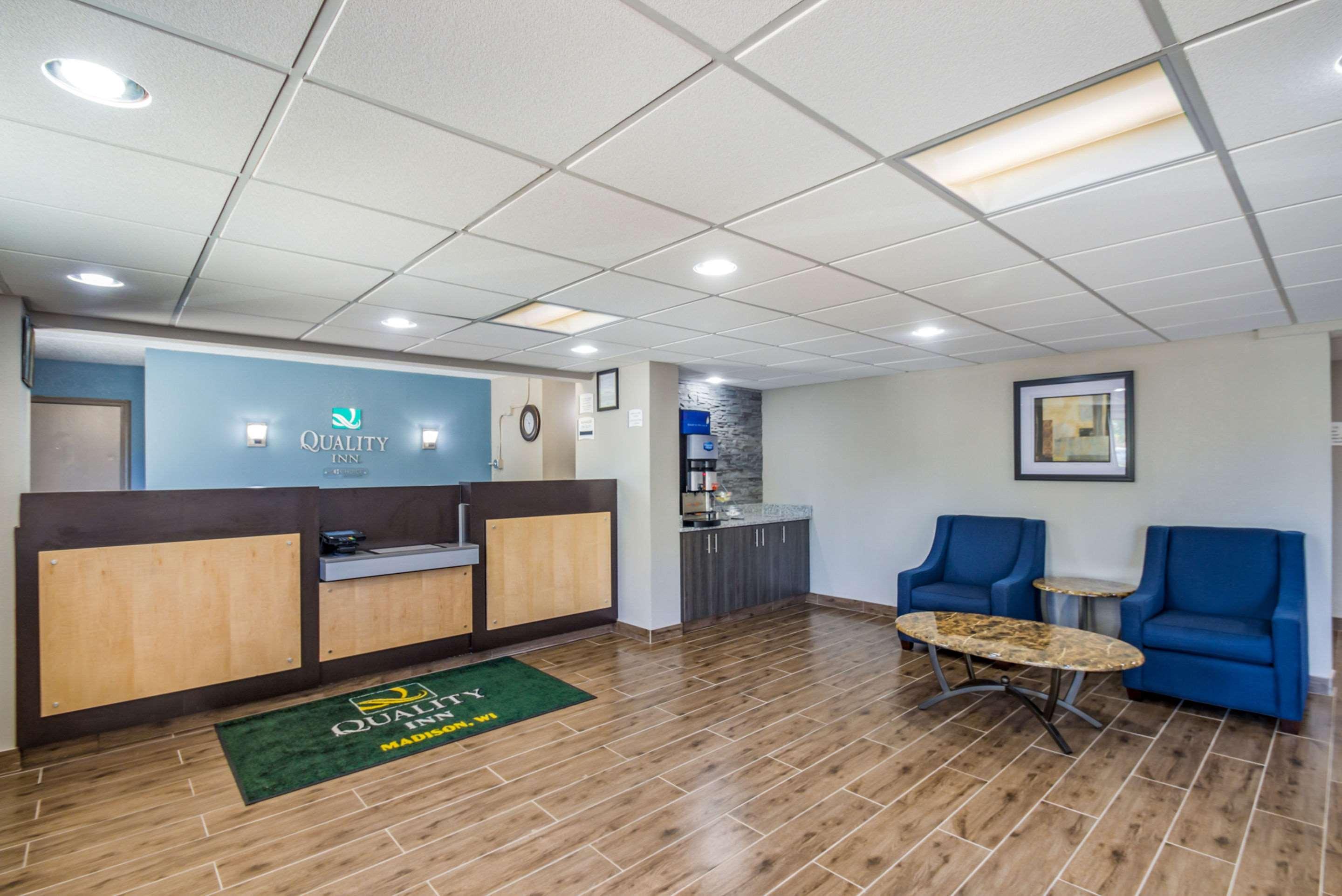 Americinn By Wyndham Madison Wi Экстерьер фото