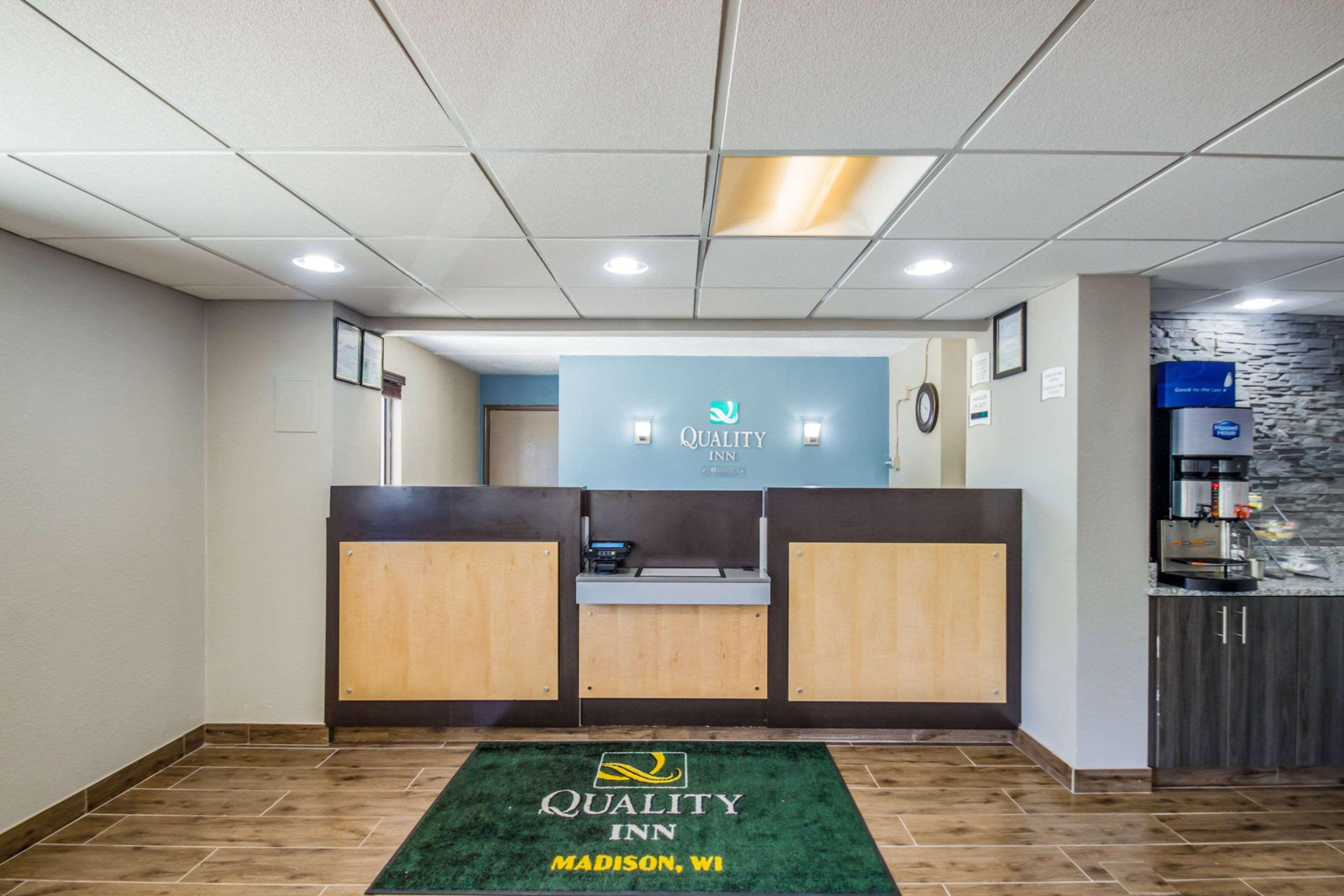 Americinn By Wyndham Madison Wi Экстерьер фото