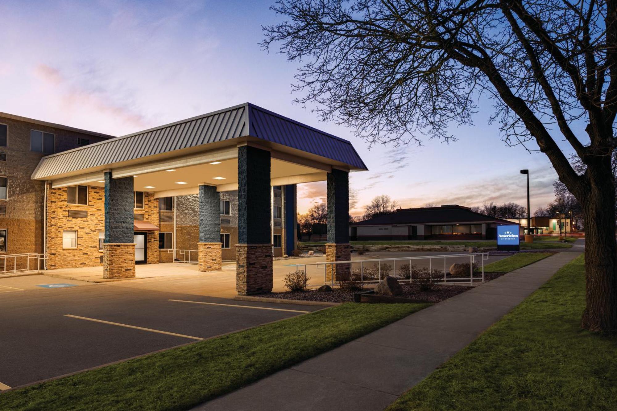 Americinn By Wyndham Madison Wi Экстерьер фото