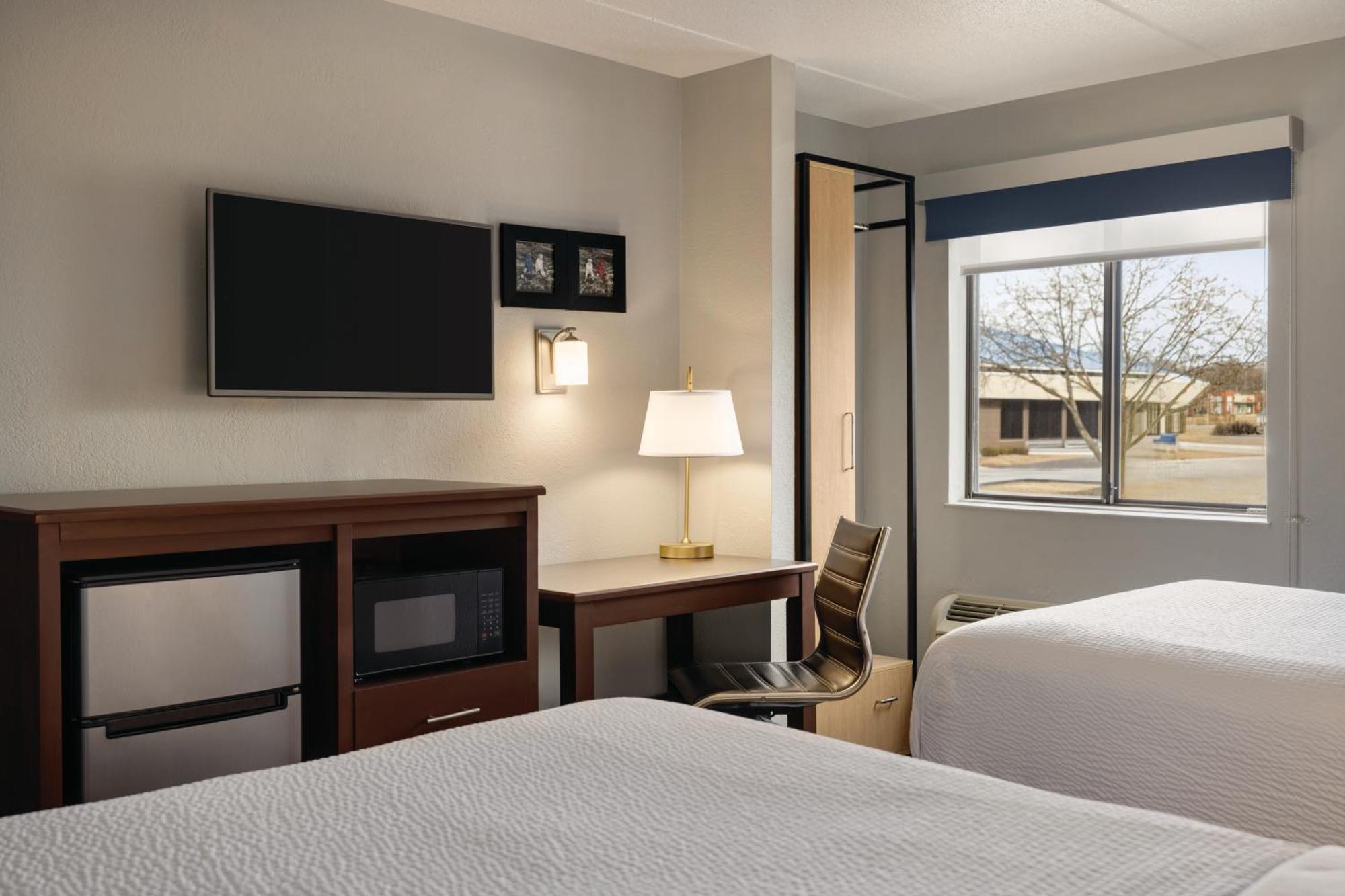 Americinn By Wyndham Madison Wi Экстерьер фото