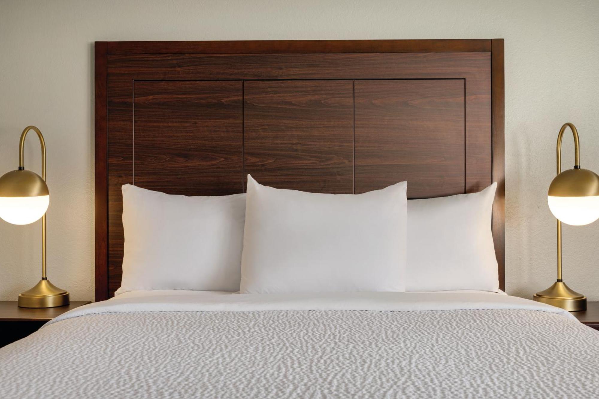 Americinn By Wyndham Madison Wi Экстерьер фото